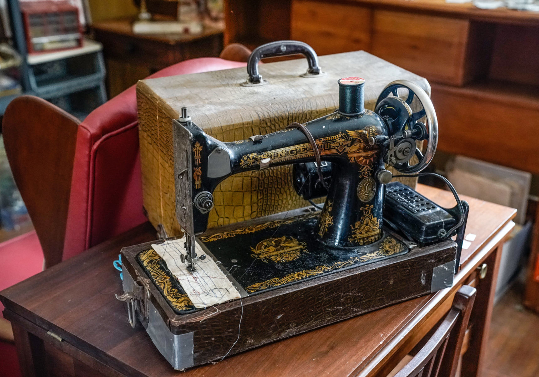 Estate-sales-sewing